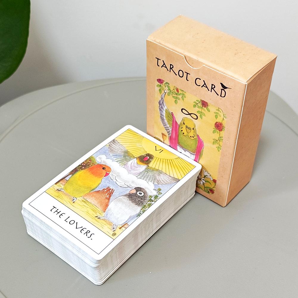Skurriles Vogel-Tarot Deck 80 handgezeichnete Papageien-Tarotkarten Einzigartiges Geschenk für Vogelliebhaber 350 g/m² Doppelgeprägter Karton 10x6,5cm