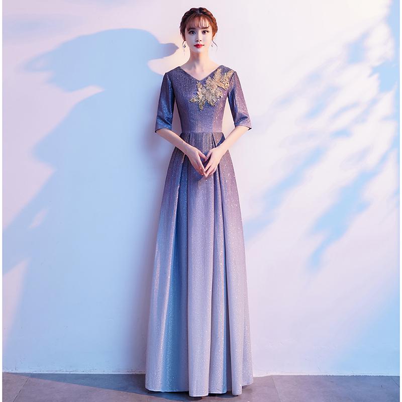 Elegantes rotes Abendkleid für 2025: Bankett-Gastgeber und Bühnenkleidung