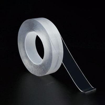 Doppelseitiges transparentes, spurloses, selbstklebendes, wiederverwendbares, wasserdichtes Klebeband aus PET 30 mm