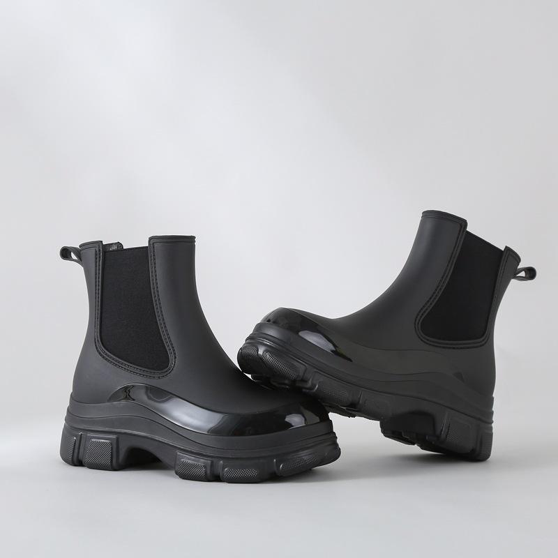 Women's Chelsea Rain Boots: Stylish Waterproof Korean-Style Pull-On Rubber Shoes with Thick Sole for Versatile Outdoor Wear