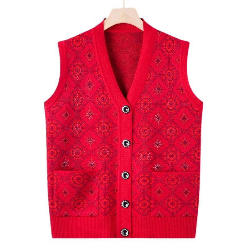 Middle-aged elderly autumn vest female mother autumn clothes inside sweater vest grandma outside knitted sweater vest