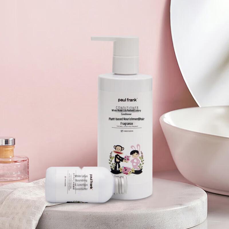 paul frank White Water Lily Wash, Hair & Body Gift Set