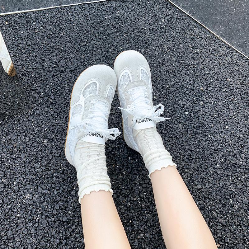 

Dexun lace breathable single net sports leisure spring and summer new Forrest Gump board shoes 35