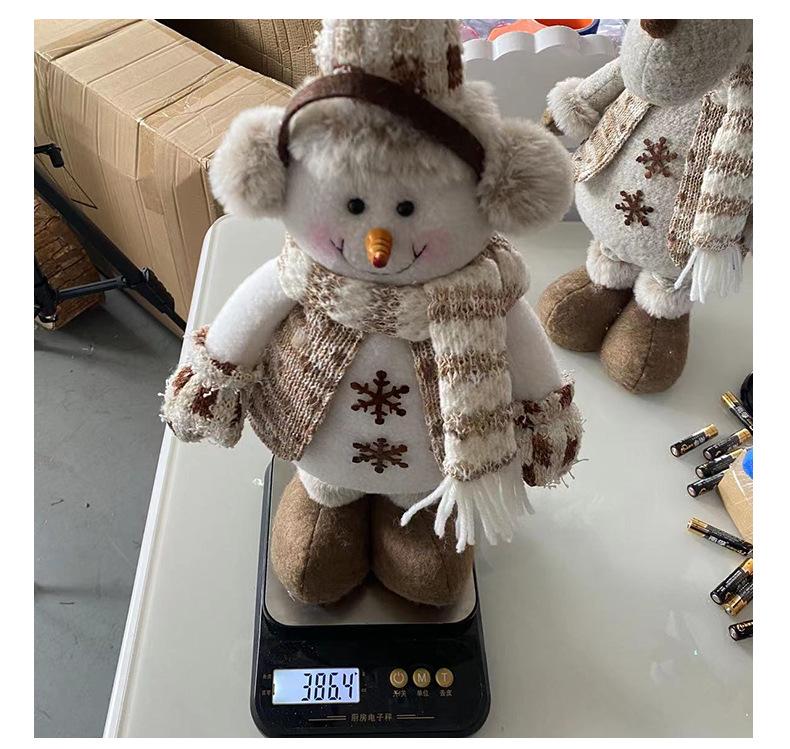 Telescopic Christmas Snowman and Knitted Reindeer Ornaments for Holiday Window Displays