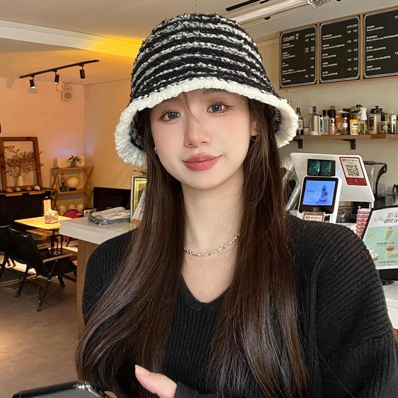 Autumn and Winter Ins Plush Velvet Bucket Hat Women's Color blocked Striped Basin Hat Japanese Versatile Autumn and Winter Dome Fisherman Hat