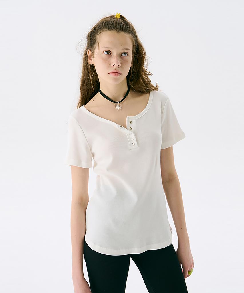 JUNEJUNE SPACE Henry Neck Half T_White