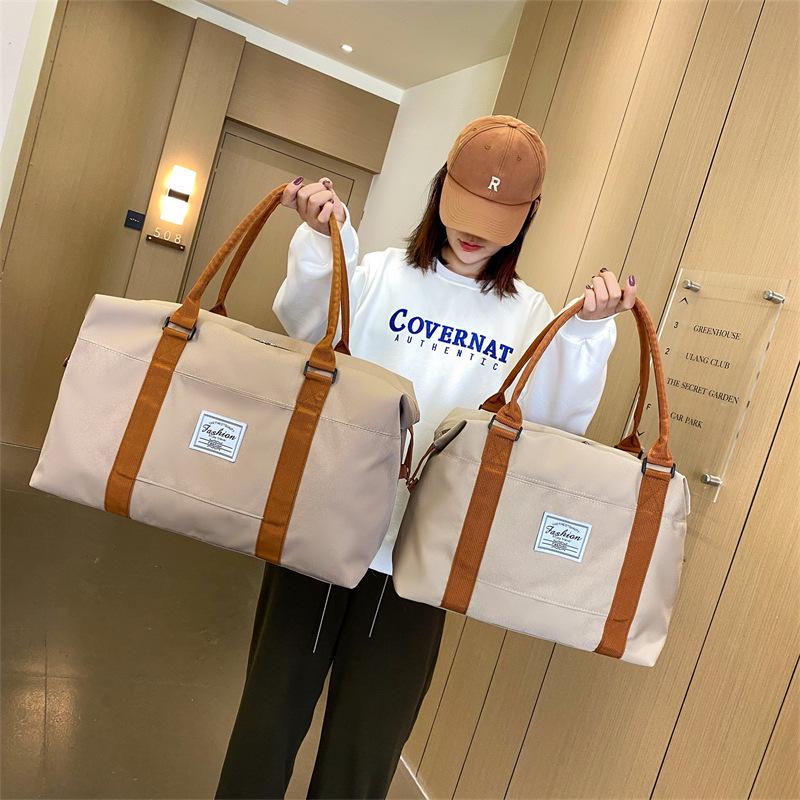 Simple Lightweight Travel Bag - Large Capacity for Gym, Sports, Business, or Outdoor Use.