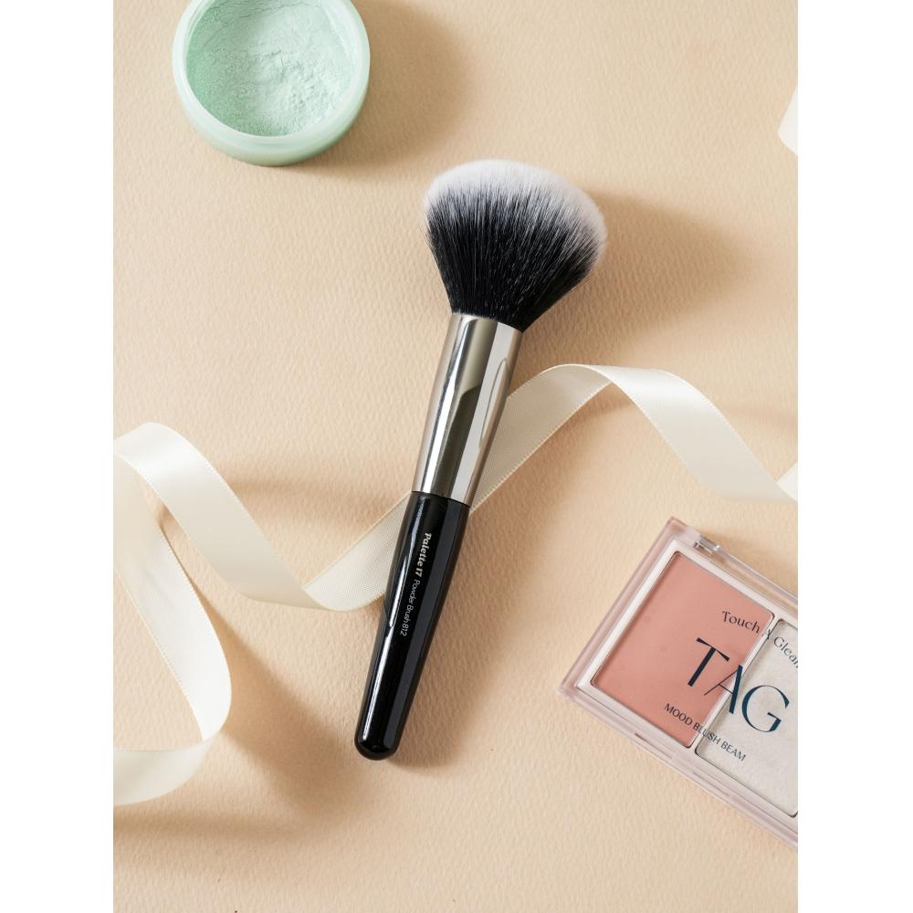 Daiso Palette 17 Powder Brush
