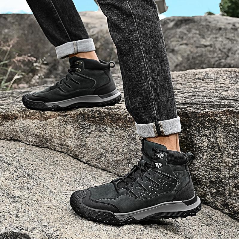 New High Top Mens Sneakers Outdoor Fashion Male Basic Boots Comfy Motocross Boots Genuine Leather Travel Camping Male Footwear