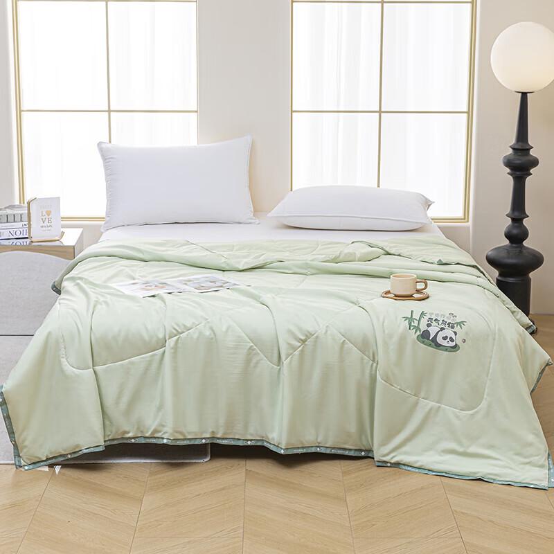 

FIRS Vigorous Panda Bamboo Cooling Duvet