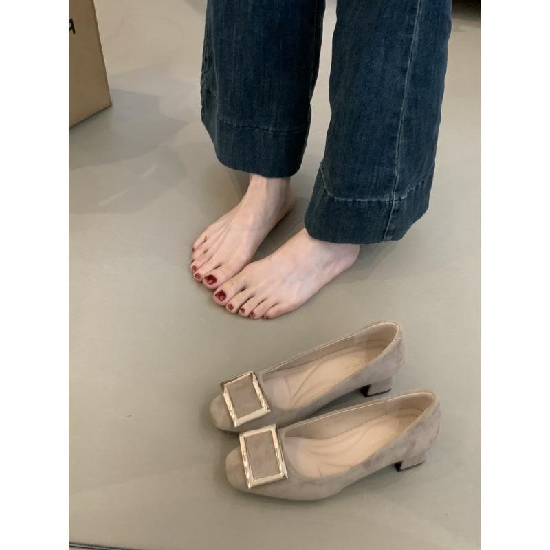 French square buckle high heels women's shoes 2025 new temperament elegant celebrity versatile thick heel commuting light mouth single shoes