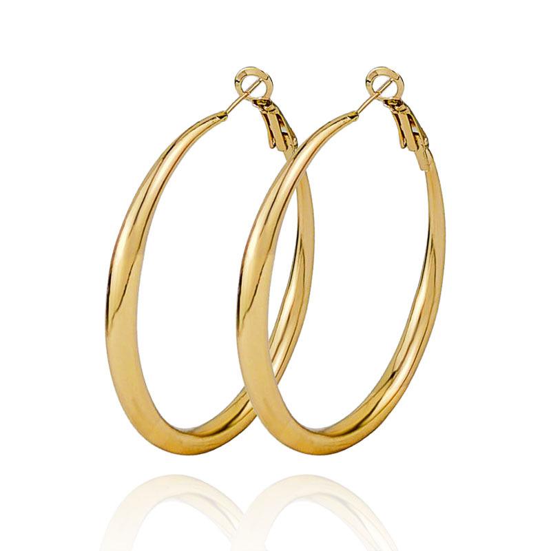 Gold Color Smooth Metal Chunky Hoop Earrings for Women Girls Fashion Punk C-Shaped Spiral Pattern Ear Buckle Lightweight Jewelry
