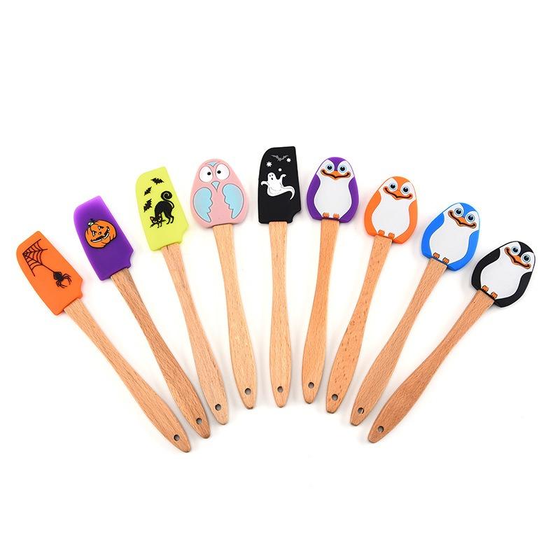 Creative Penguin Silicone Smooth Spatula Wooden Handle Cream Spatula Cake Decoration Cream Cake Spatula Baking Tool Accessories