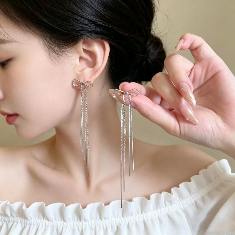 Elegant Bow Tassel Earrings: Stylish, High-End Ear Jewelry for Women
