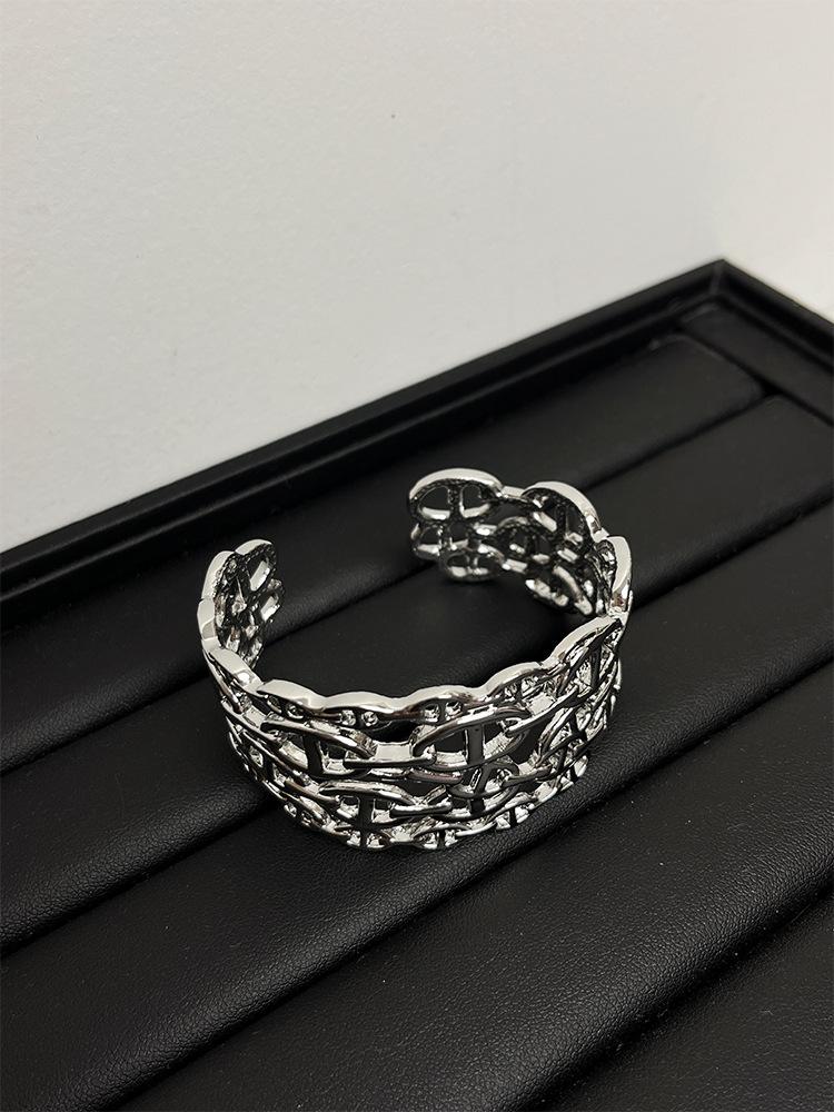 

Pig nose hollow letter opening bracelet simple temperament bracelet European and American jewelry