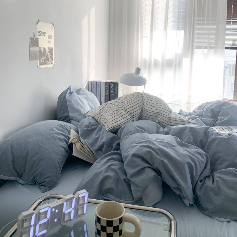 OEING 3-Piece Bedding Set