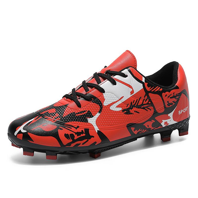 New Anti-Slip Spiked Soccer Boots Professional Sports Training Sneakers Low Top Youth Sneakers