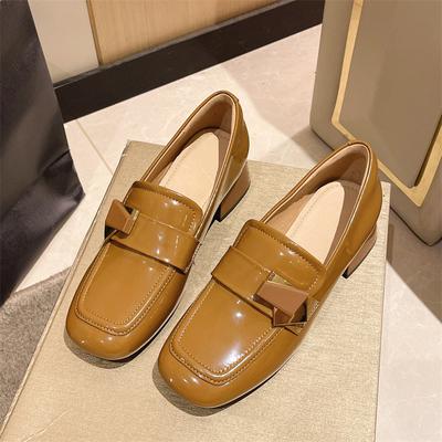 Sapatos clássicos – Mocassins para mulheres