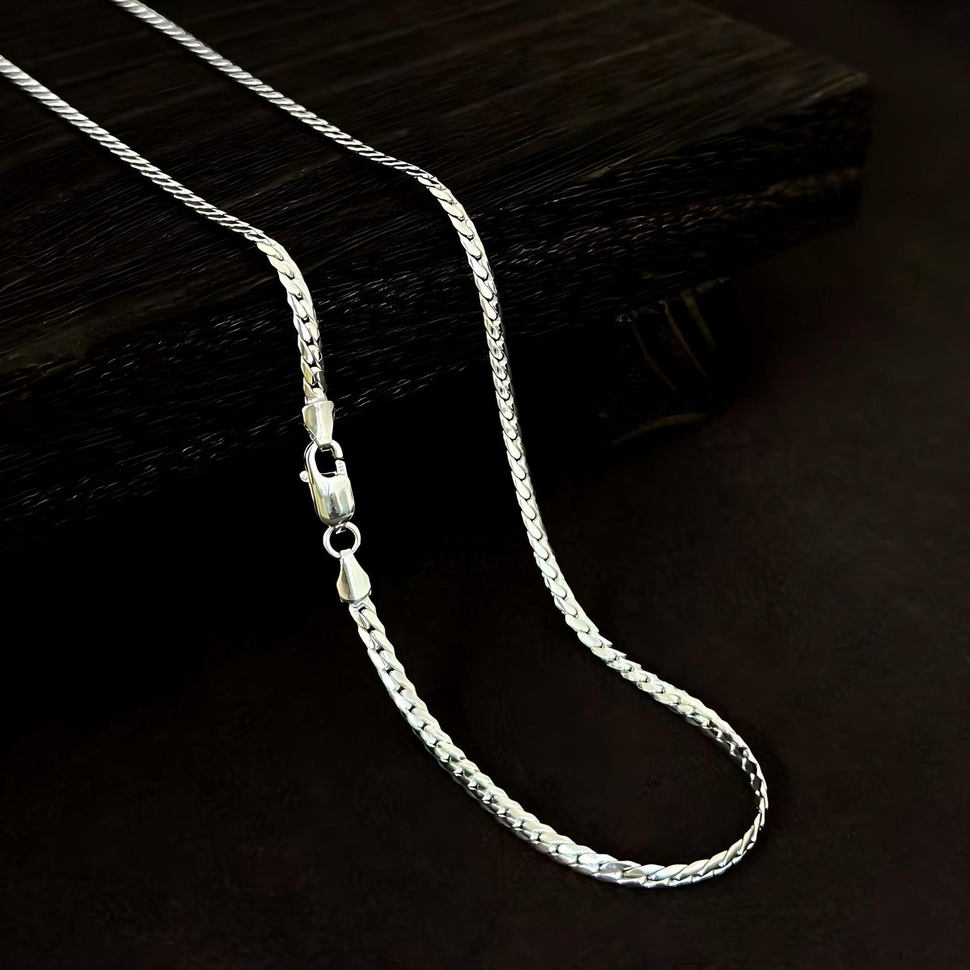 

S925 Sterling Silver Flat Snake Bone Cuban Chain Necklace for Men and Women - Minimalist, Versatile, and Elegant Sweater Chain. Chain 45cm