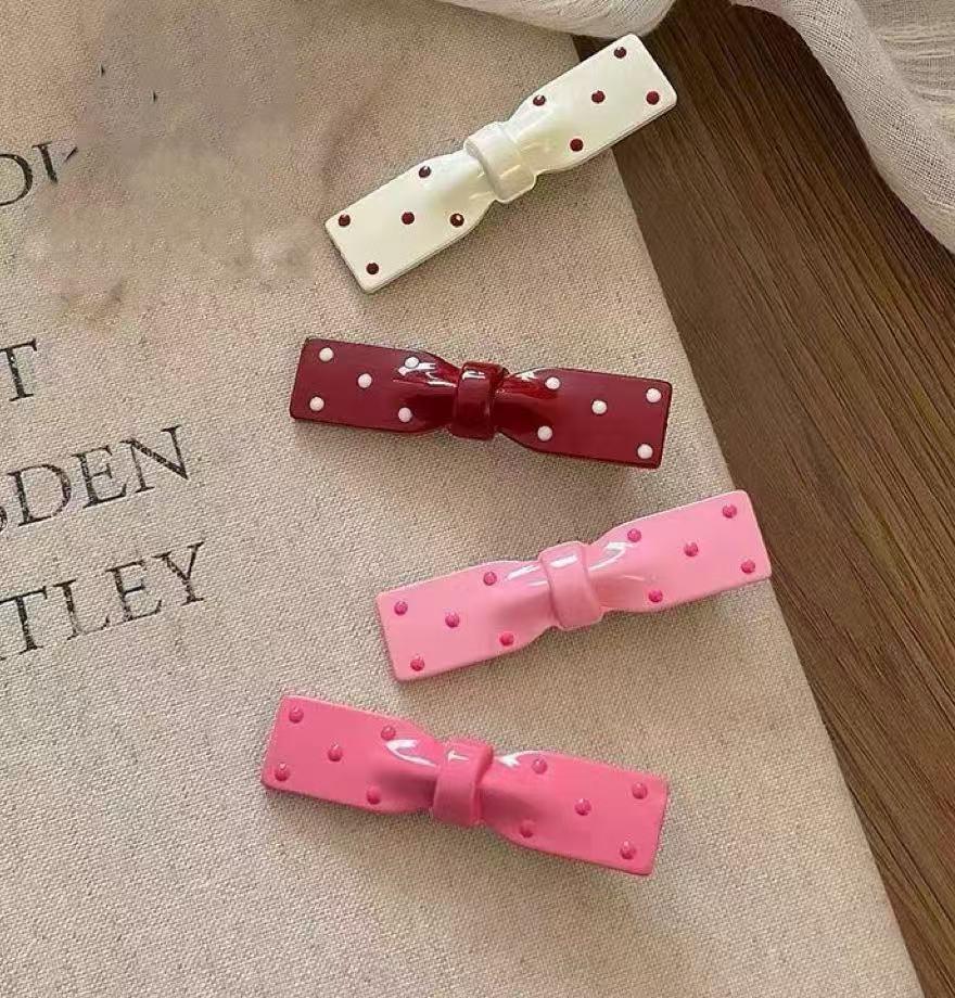 Pink Polka Dot Bowknot Hair Clip - Sweet Duckbill Accessory for Women & Girls