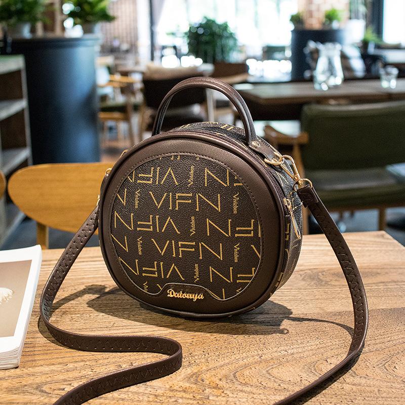 Retro Fashion Printed Shoulder Crossbody Small Round Bag Versatile Light Luxury Women's Bag