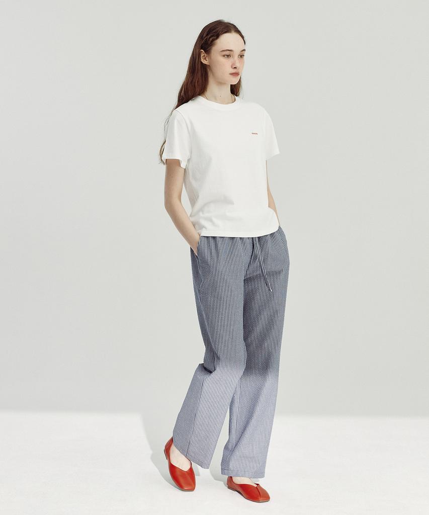 BETWEEN A AND B Eeeaa Essential Short Sleeve T-Shirt [White]