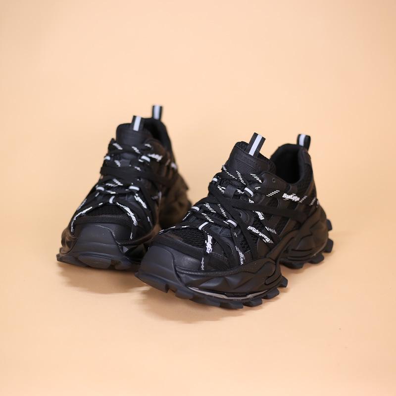 2025 Women's Trendy Spider Web Thick Sole Dad Shoes - Autumn Fashion