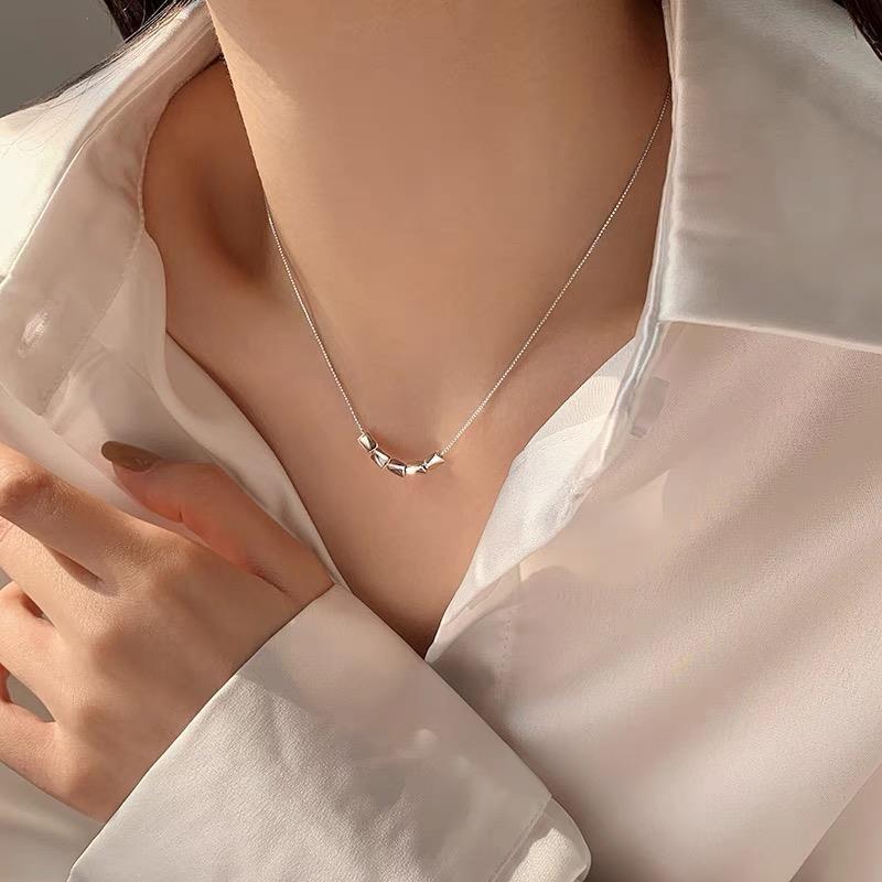 New Transfer Bead Necklace Cold Wind Niche Design Summer Collarbone Chain Simple Women's 2026 New Trendy