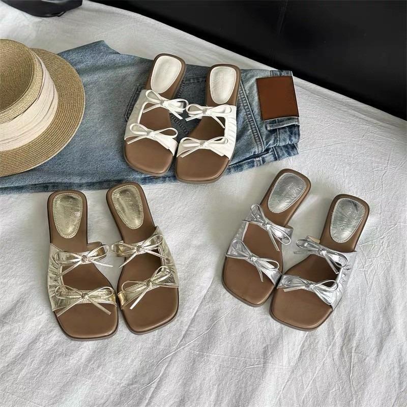 New Summer Sandals Women's Beach Shoes Bow Slippers Women's Summer Wear Silver Thick Heels
