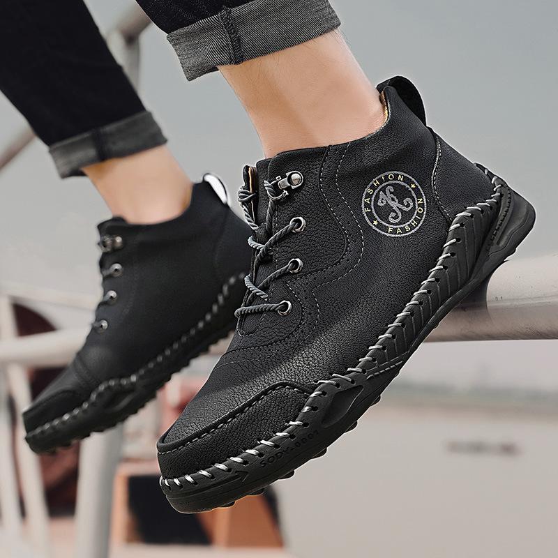 2021 Herbst und Winter neue Herren-Kurzstiefel Übergröße handgenähte lässige Herrenschuhe Samt warm Martin Stiefel