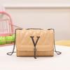 The New Diamond Classic Small Square Bag Is a Fashionable and Versatile One-shoulder Messenger Women's Bag.