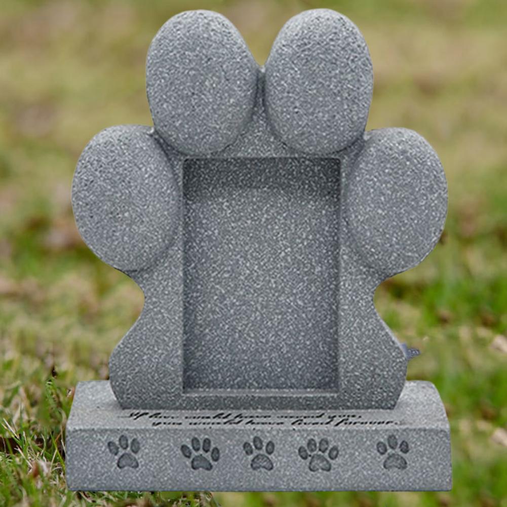 Outdoor Hundedenkstein Gartenmarkierung mit Pfotenabdruck und integriertem Fotoschlitz Harz Haustiergrabdekoration für Gedenken