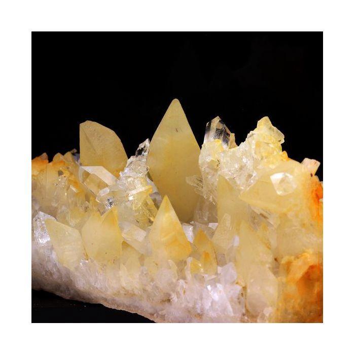 Pierres et Minéraux. Quartz + Calcite. 1190.5 ct. Le Noirey, Savoie, France.