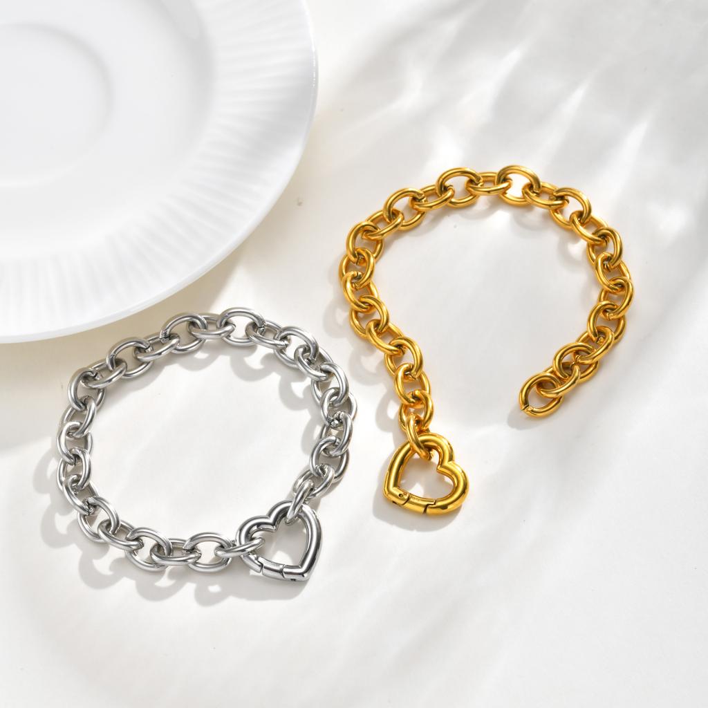 Chunky Heart Bracelet Stainless Steel Thick Rolo Link Chain Heart Carabiner Lock Non-Tarnish Jewelry for Women
