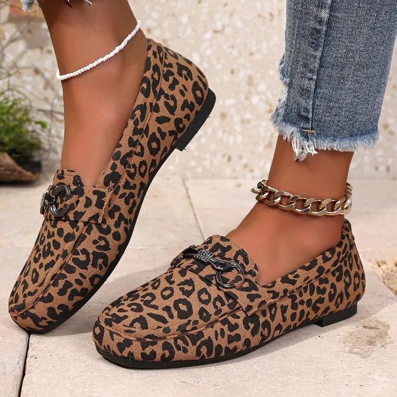 2025 Ladies Shoes Loafers Women's Flats Outdoor Casual Flats Women Metal Decoration Round Toe Leopard Plus Size Shoes Women