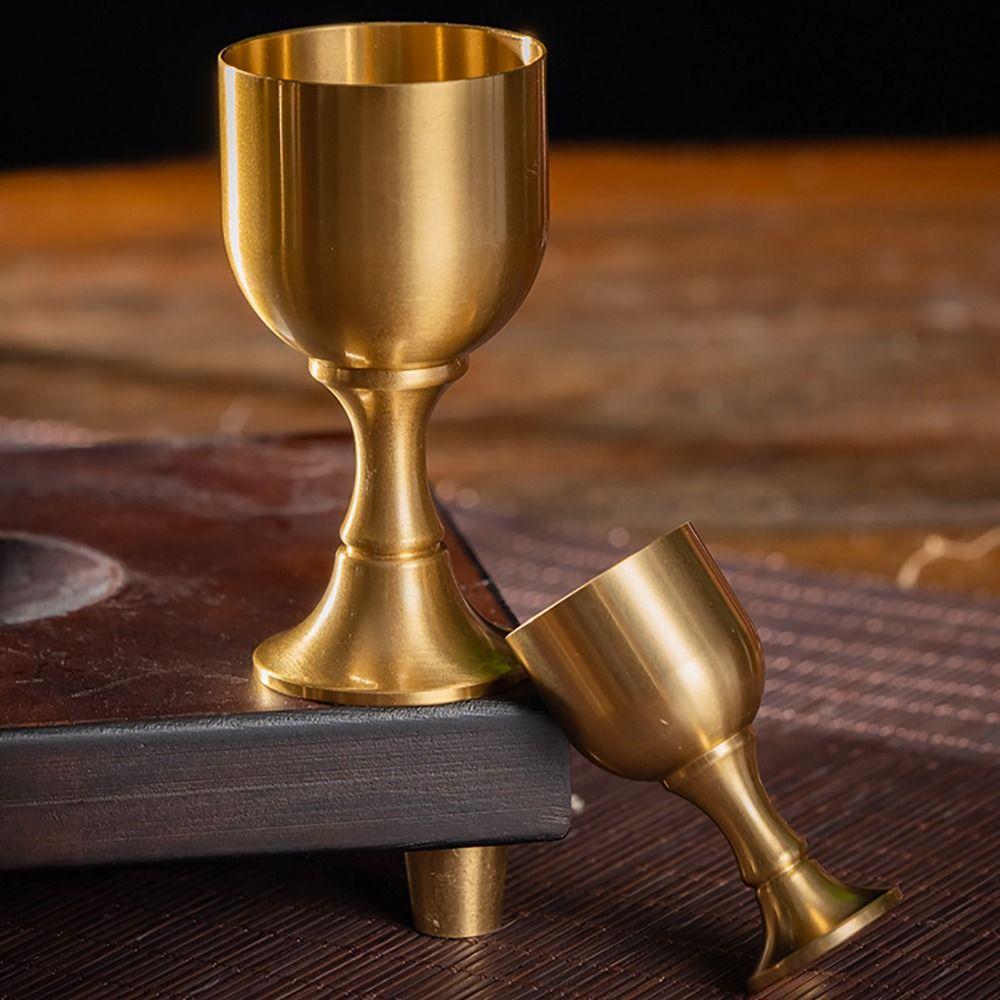 Gold Brass Chalice Cup Cocktail Wine Goblet Brass Beverage Goblet Metal Liquor Cup for Party Home Accessories Desktop Decor