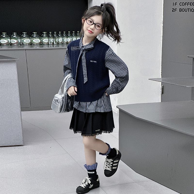 Girls' 2025 Spring & Autumn Fashion Set: Knitted Vest and Shirt Two-Piece Set for Kids