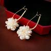 New Temperament White Petals Flowers Dangle Earrings for Women Gold Color Micro-inlay Zircon Hoop Earrings Bride Wedding Jewelry