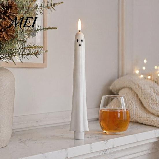 Décorations d'Halloween à piles Fantôme Bougies Coniques Sans Flamme, Lumière de Bougie Vacillante avec Veilleuses de Forme Unique Télécommande, Cire Véritable 3D