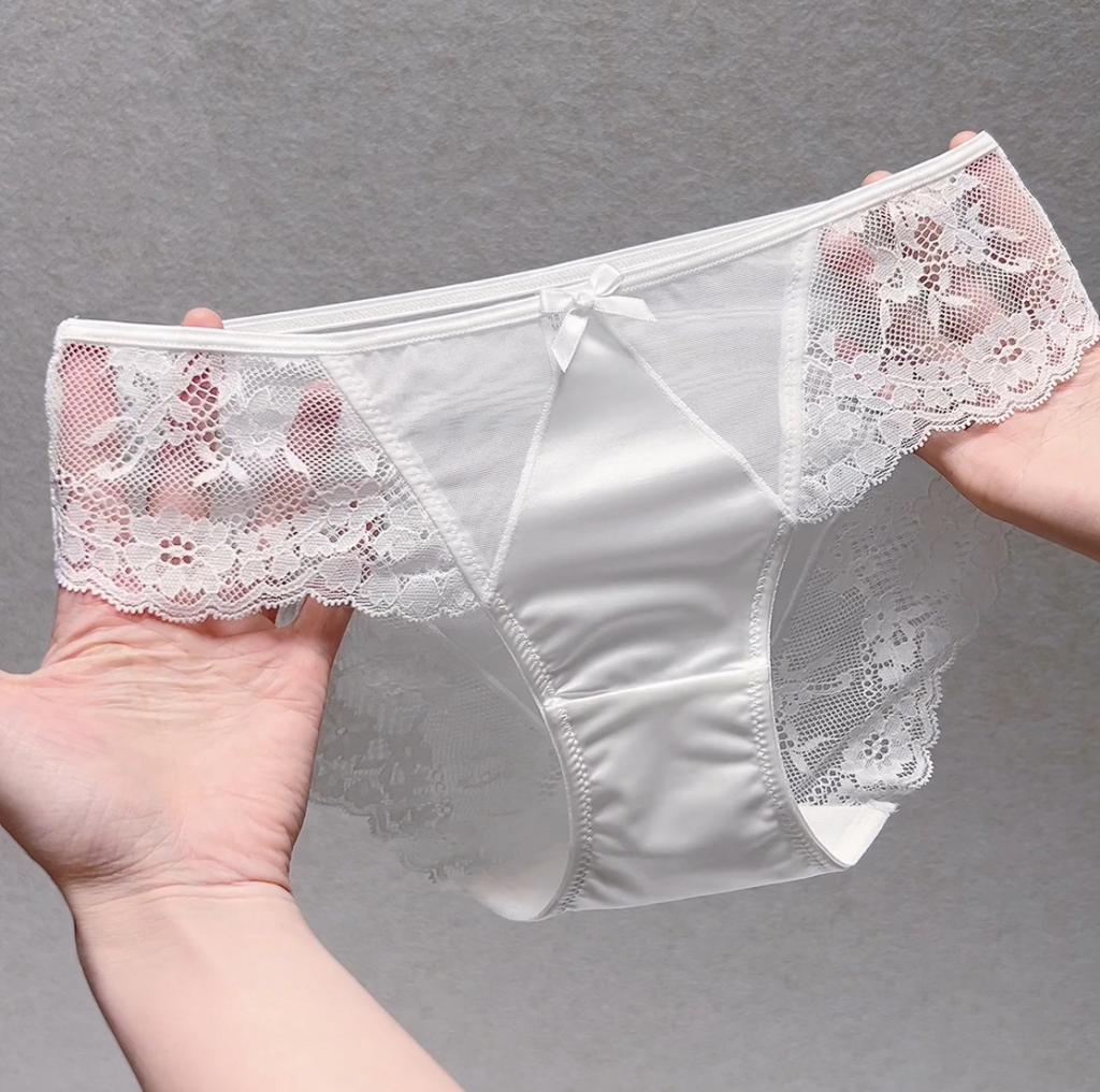 Kadın Dantelli Külot Orta Bel Üçgen Külot Esnek Bel Seksi Rahat Seksi Bikini İç Çamaşırı Cesur İç Çamaşırı Külot Kalça Dantelli Külot