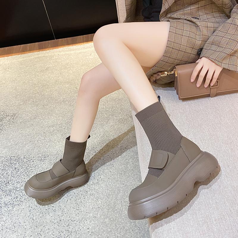 round sock boots