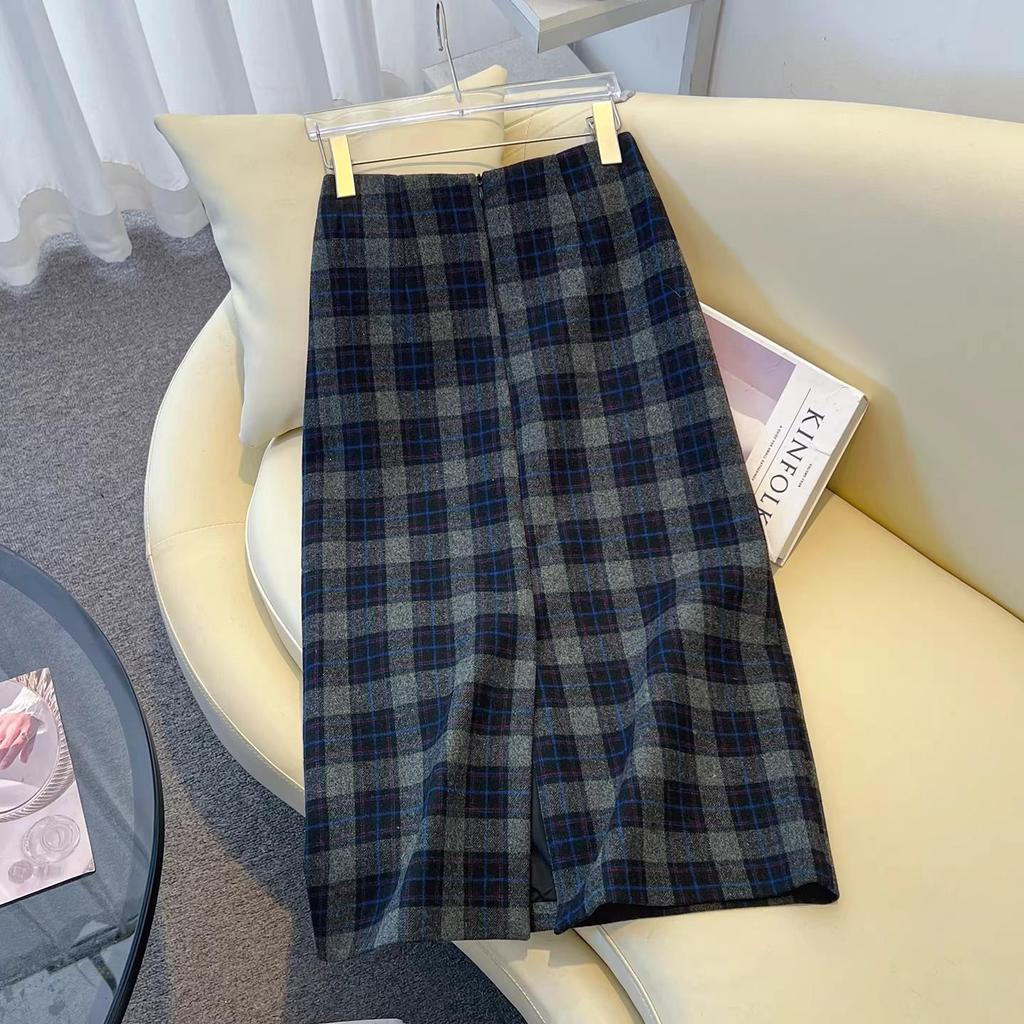 Women's Woolen Plaid High-Waisted A-Line Midi Skirt with Back Slit – 2025 Autumn/Winter Collection