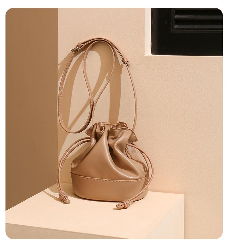 Lambskin Cloud Drawstring Bag: High-End Leather, Large Capacity, Crossbody & Underarm Style