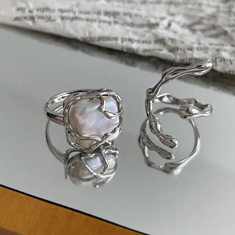 Gothic Punk Pearl Irregular Twining Rings For Women Vintage Copper Color Adjustable Ring Set Ins Style Jewelry