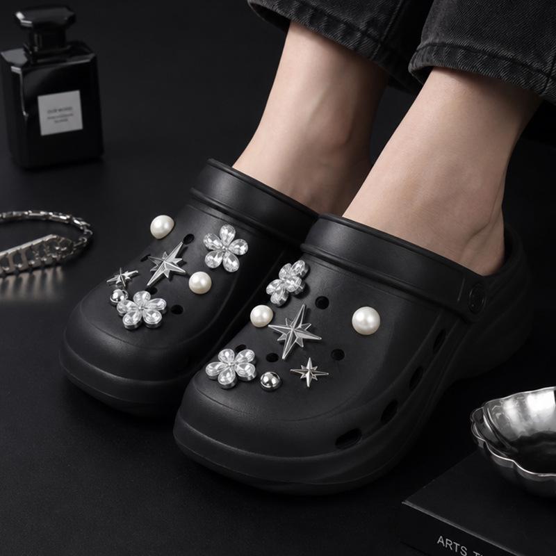 3D Cartoon Shoe Buckle Accessories: Cute DIY Detachable Decorative Flower Buckles for Shoes