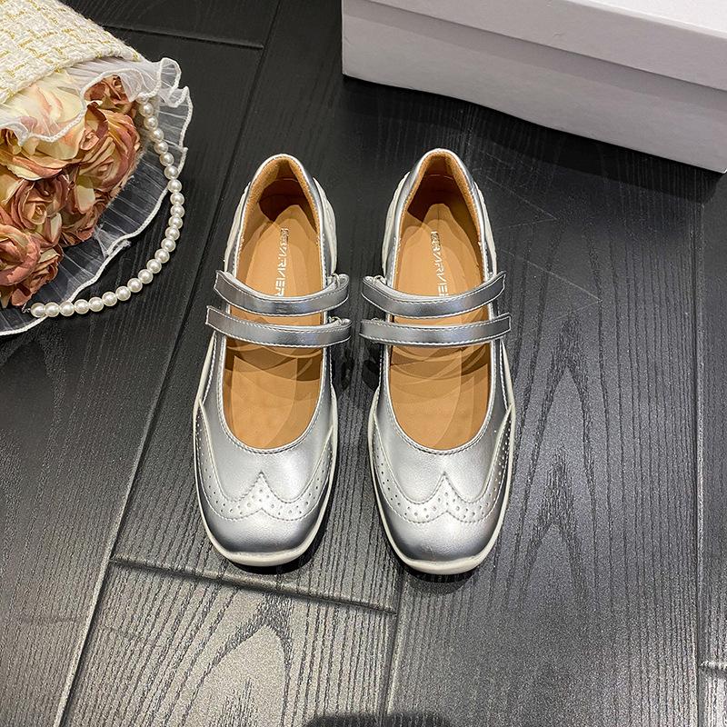 Cowhide version retro Mary Jane shoes women's 2025 spring leisure sports ballet shoes Velcro thick-soled inner height-increasing single shoes