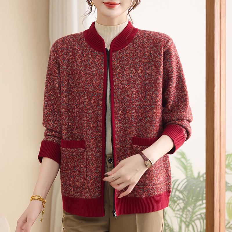 

Elegant Winter Cardigan for Middle-Aged & Elderly Women: Plus Velvet, Thickened, Warm Sweater 3XL (120-130 kg)