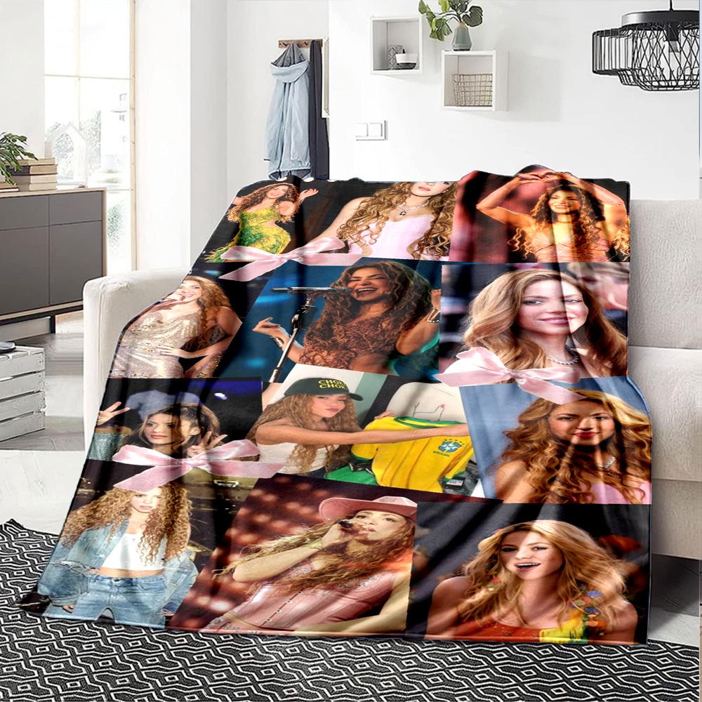 Shakira Poster Print Flannel Blanket High Quality Warm Comfortable Cover for All Seasons Perfect for Gifts Home Decor