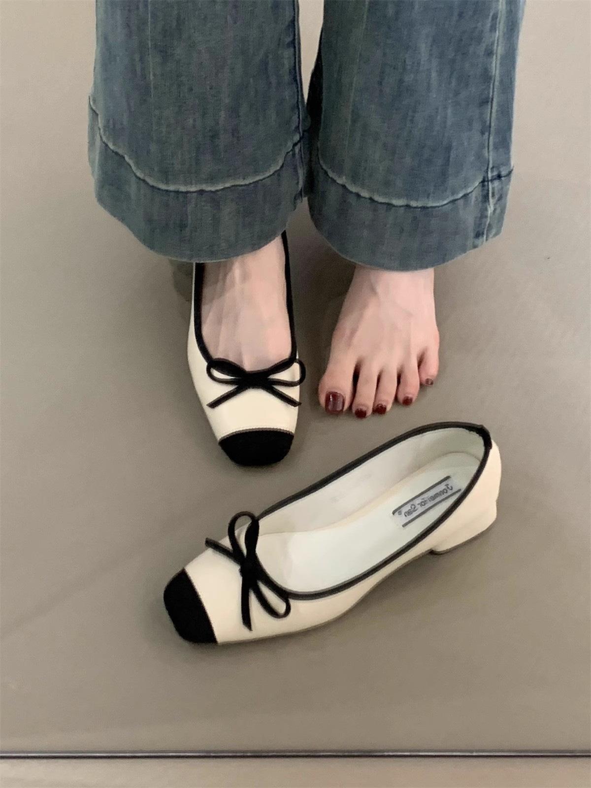 

Temperament flat-soled evening shoes French small red single shoes women s shoes 2025 spring and autumn soft-soled silver ballet shoes 35