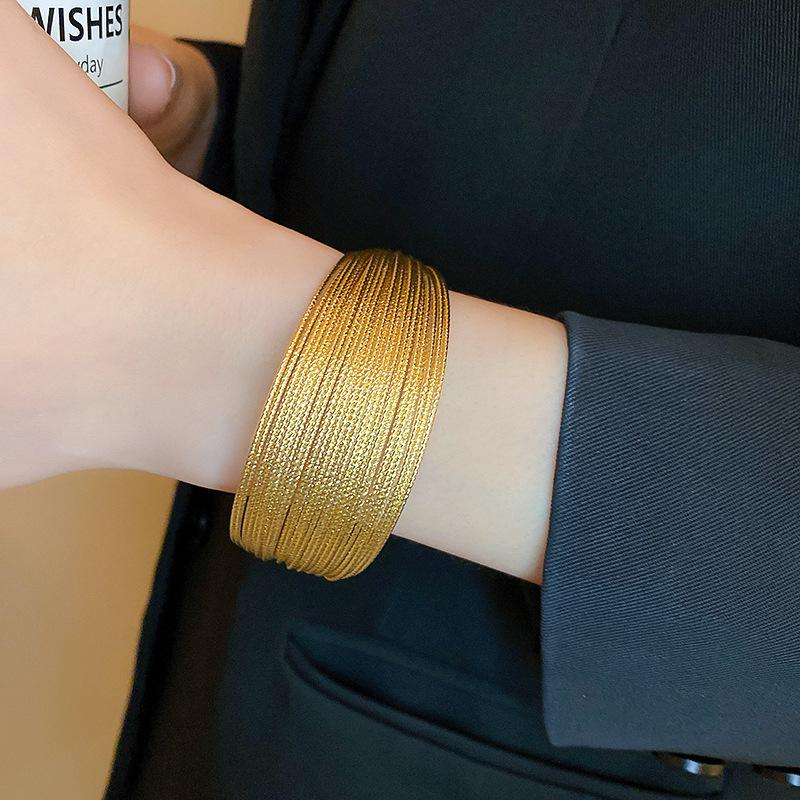 Wide Metal Bracelet Multilayer Wires Open Adjustable Cuff Bangles for Women Fashion Personality Luxury Jewelry Accessories Gift
